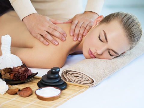 Neck & Shoulder Massage